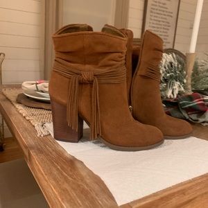 Jessica Simpson bootie
